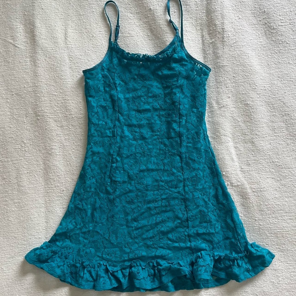 Vintage La Vie En Rose Aquamarine Lacey Dress 🐚